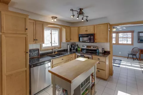 Kitchen - 4575 Crawford St, Brainerd, MN 56401 photo 2 of 2