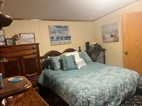 2004 Round Table Rd, North Mankato, MN 56003 photo 10