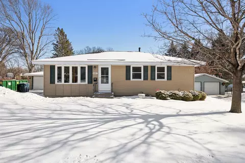 10817 Xerxes Ave S, Bloomington, MN 55431
