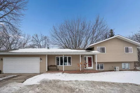 523 Main St N, Saint Michael, MN 55376