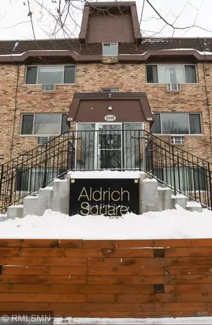 2446 Aldrich Ave S #108, Minneapolis, MN 55405