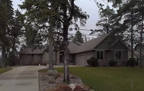 11920 Mississippi Dr N, Champlin, MN 55316