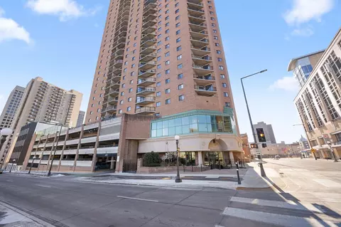 78 10th St E #1502, Saint Paul, MN 55101