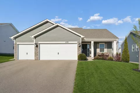 7737 205th St W, Lakeville, MN 55044