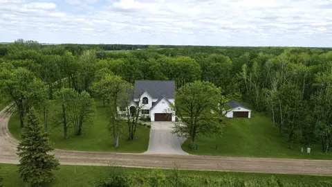 14158 185th Ave NE, Thief River Falls, MN 56701