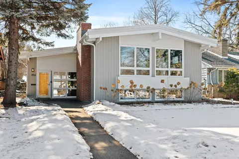 1954 Summit Ave, Saint Paul, MN 55105