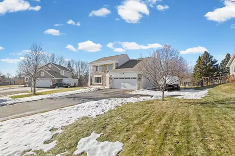 16346 Greenbriar Ct, Lakeville, MN 55044