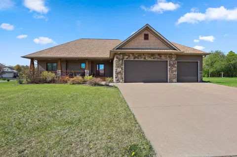 4945 382nd Dr, North Branch, MN 55056