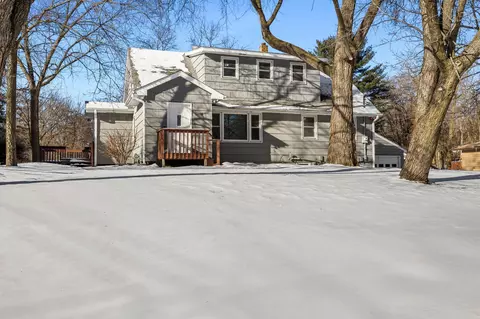 5108 Beacon Hill Rd, Minnetonka, MN 55345