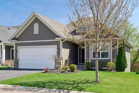 4520 Zircon Ln N, Plymouth, MN 55446