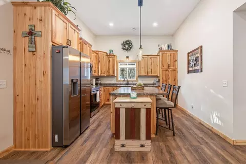 Kitchen - 3302 Telemark Trl, Cushing, MN 56443 photo 2 of 6