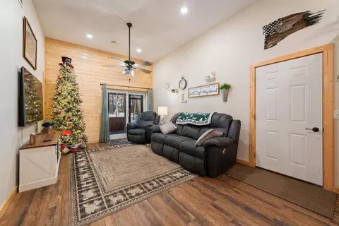 Living - 3302 Telemark Trl, Cushing, MN 56443 photo 2 of 3