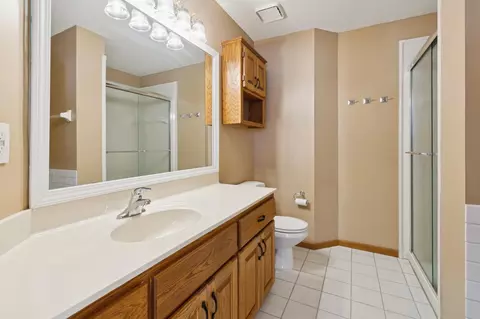 Bath - 6623 119th Pl N, Champlin, MN 55316 photo 1 of 3