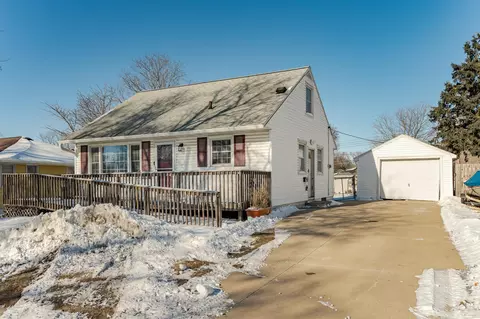1817 17 12 St NW, Rochester, MN 55901