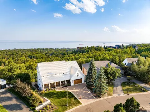 View/Area - 3725 N Ridge Rd, Duluth, MN 55804 photo 1 of 3