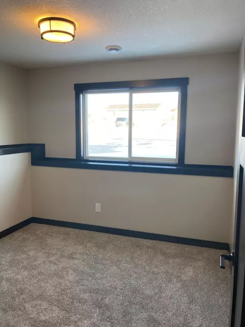 Bedroom - 705 State St, Kenyon, MN 55946 photo 4 of 5