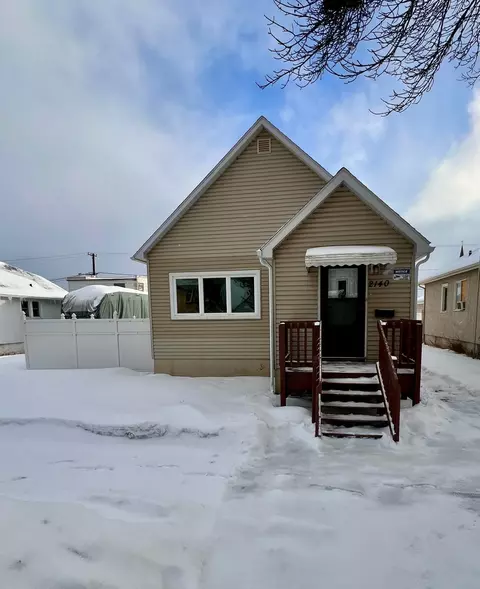2140 2nd Ave W, Hibbing, MN 55746