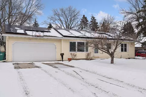 3255 116th Ln NW, Coon Rapids, MN 55433