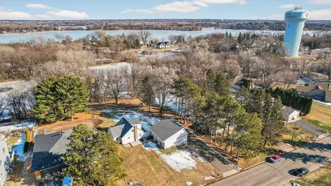 2750 Noel Dr, Little Canada, MN 55117