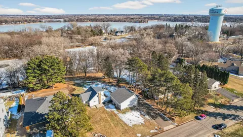 2750 Noel Dr, Little Canada, MN 55117