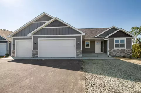 1635 72nd Ave, Hammond, WI 54015