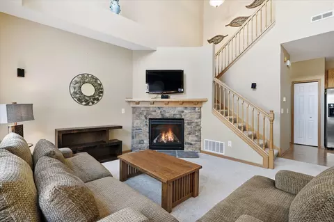 1243 Majestic Ave #313, Maplewood, MN 55109