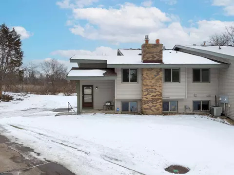 9775 Dorset Ln, Eden Prairie, MN 55347