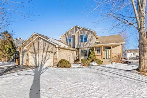 15929 Crane St NW, Andover, MN 55304