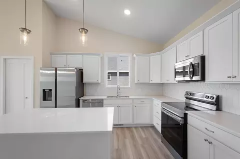 Kitchen - 1214 Compton Ave, River Falls, WI 54022 photo 4 of 4