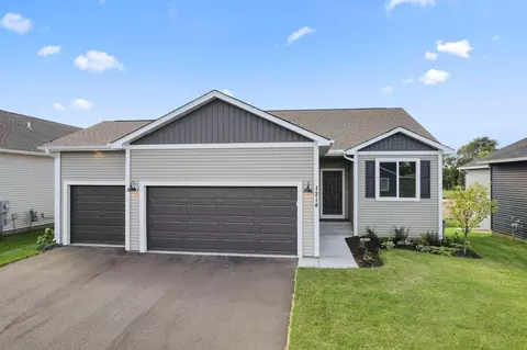 1214 Compton Ave, River Falls, WI 54022