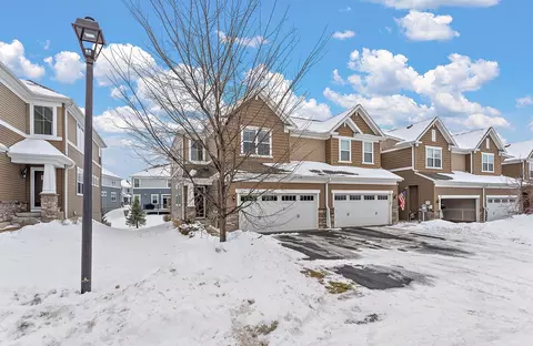 4311 Corn Silk Ln, Woodbury, MN 55129