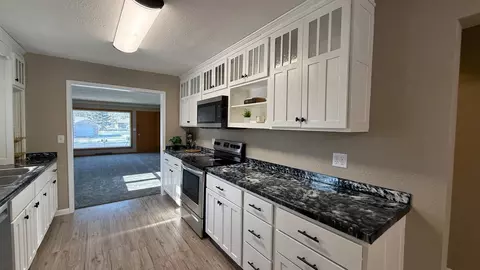 1608 N 5th St, Montevideo, MN 56265