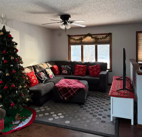 301 Aster Dr, Northfield, MN 55057