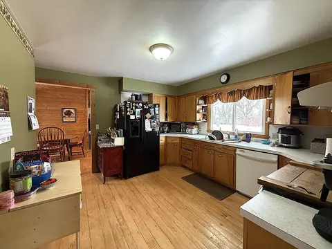 Kitchen - 3876 230th St, Montevideo, MN 56265 photo 3 of 4