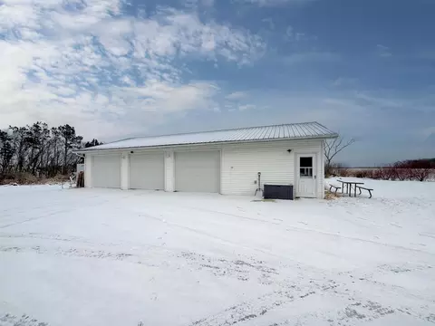 Exterior - 3876 230th St, Montevideo, MN 56265 photo 8 of 8