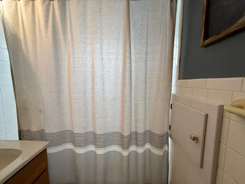 Bath - 3876 230th St, Montevideo, MN 56265 photo 5 of 5