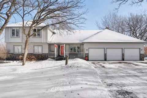13741 Eidelweiss St NW, Andover, MN 55304