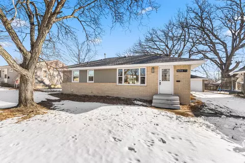 5016 Penn Ave N, Minneapolis, MN 55430