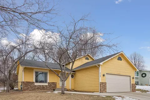 5788 W 136th Ct, Savage, MN 55378