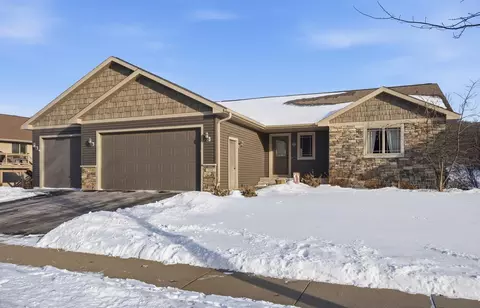 354 Glenmeadow St, River Falls, WI 54022