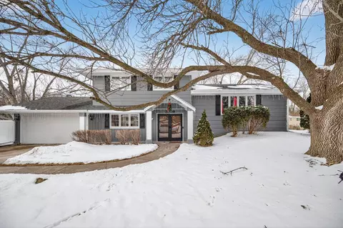 3308 E 125th St, Burnsville, MN 55337