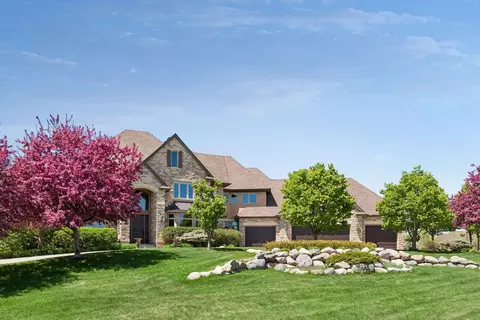 225 Calamus Cir, Medina, MN 55340