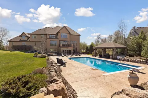 225 Calamus Cir, Medina, MN 55340