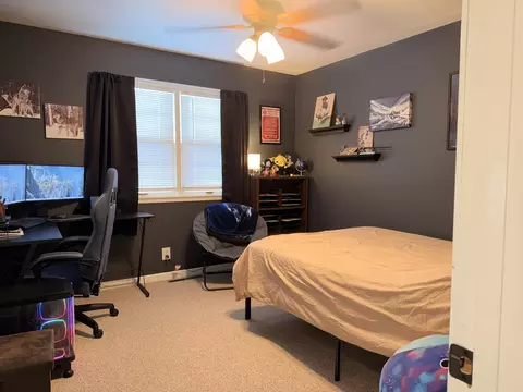 Bedroom - 784 Highland Rd, Windom, MN 56101 photo 3 of 4