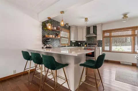Kitchen - 1524 W Arrowhead Rd, Duluth, MN 55811 photo 2 of 4