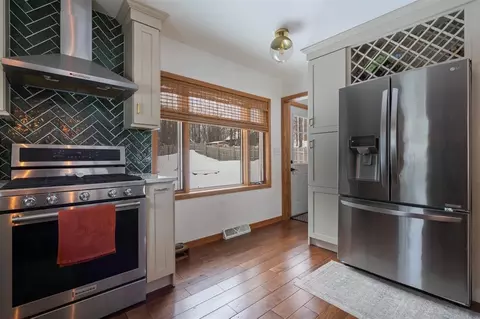 Kitchen - 1524 W Arrowhead Rd, Duluth, MN 55811 photo 1 of 4