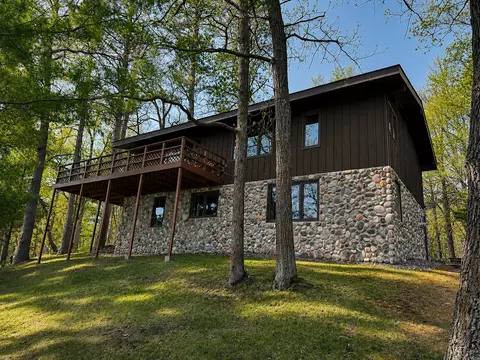 4388 Robin Ln NW, Hackensack, MN 56452