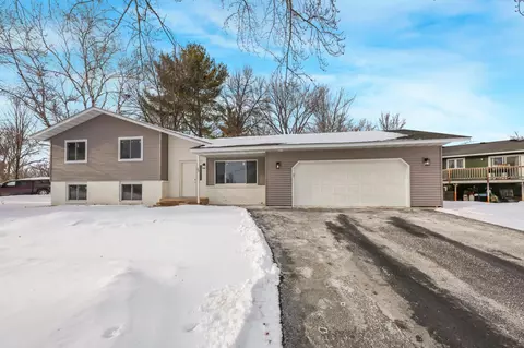 23 Oxby Ln, Waite Park, MN 56387