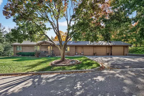 18869 Clear View Dr, Minnetonka, MN 55345