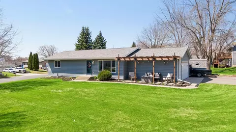 5507 Sunset Cir, Rockford, MN 55373